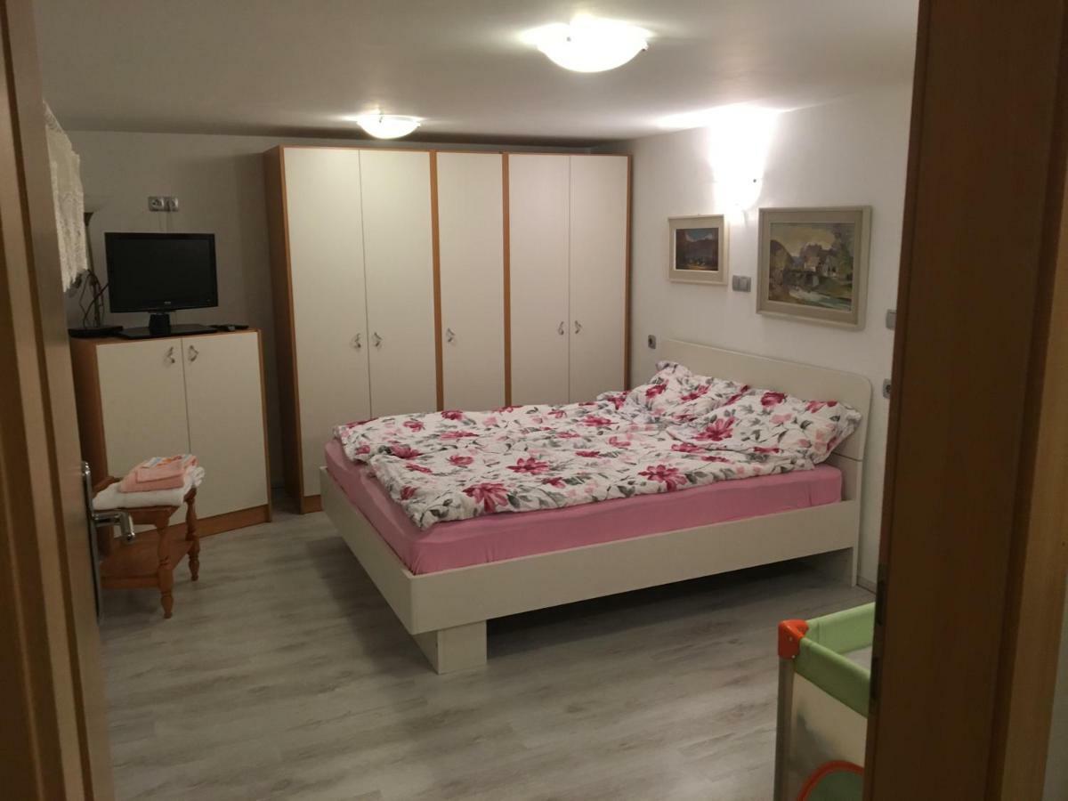 Apartma Metka Mojstrana Εξωτερικό φωτογραφία